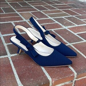 Chic Navy Slingback Heels